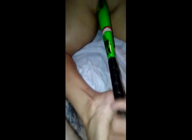 Video :Young curious teenage bitch inserting toy stick on her holes